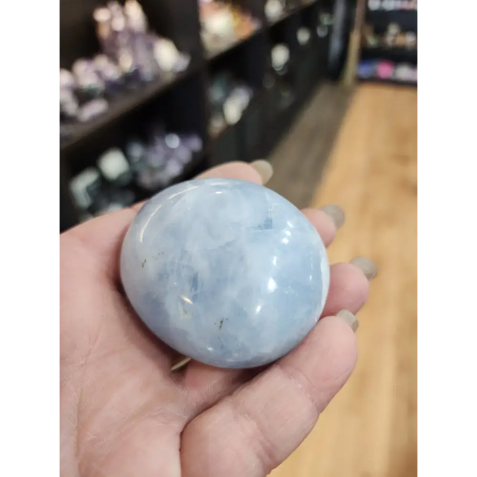 🌈✨ Assorted Calcite Palmstones – Soothing Energy & Colorful Comfort! 🤲 - PALM