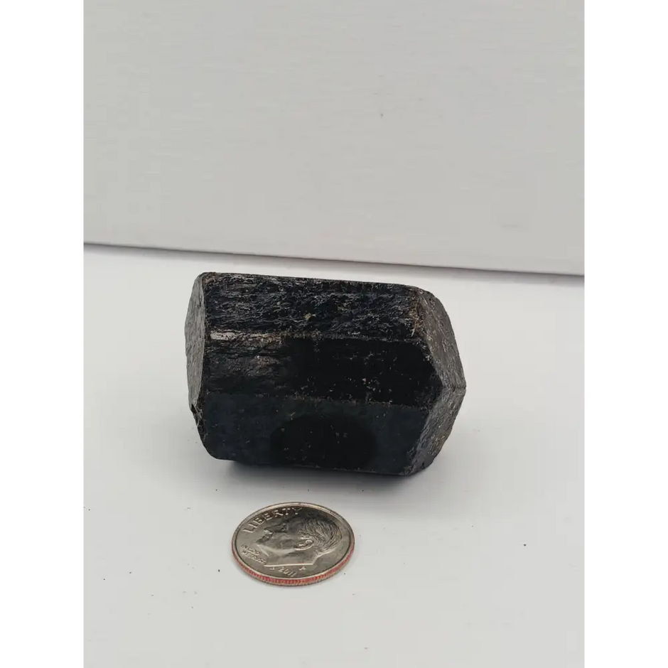 🖤✨ Black Tourmaline Double Terminated Shaft – Protection Grounding and Energy Flow 🌟 - Specimens
