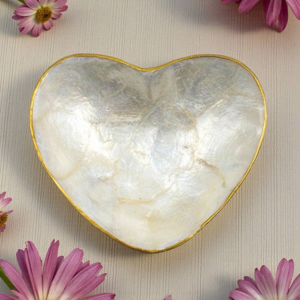 Shell Heart Trinket Holder (Iridescent Natural Shell)