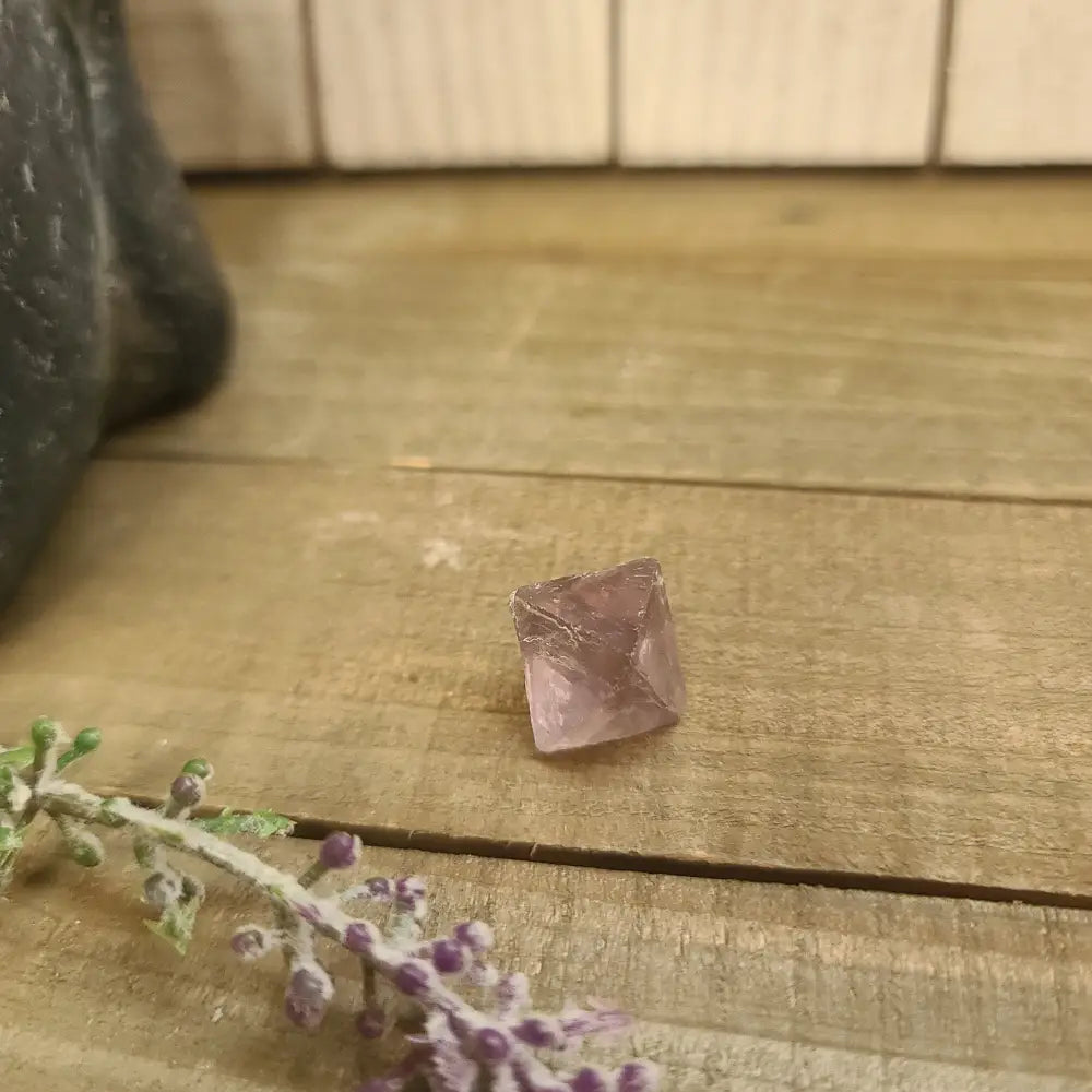 FLUORITE - OCTAHEDRONS Packs - 1 Pack - Grid Working