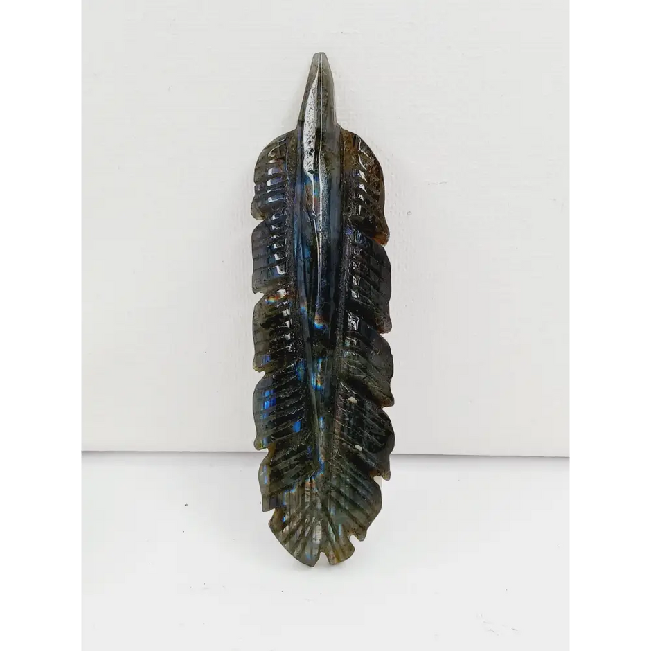🪶✨ Labradorite Feather – Magic Protection and Spiritual Awakening 🌈 - 2 - Carvings
