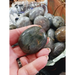 🌌✨ Labradorite Palmstone Intuitive Pick – Magic Protection and Transformation 🤲 - PALM