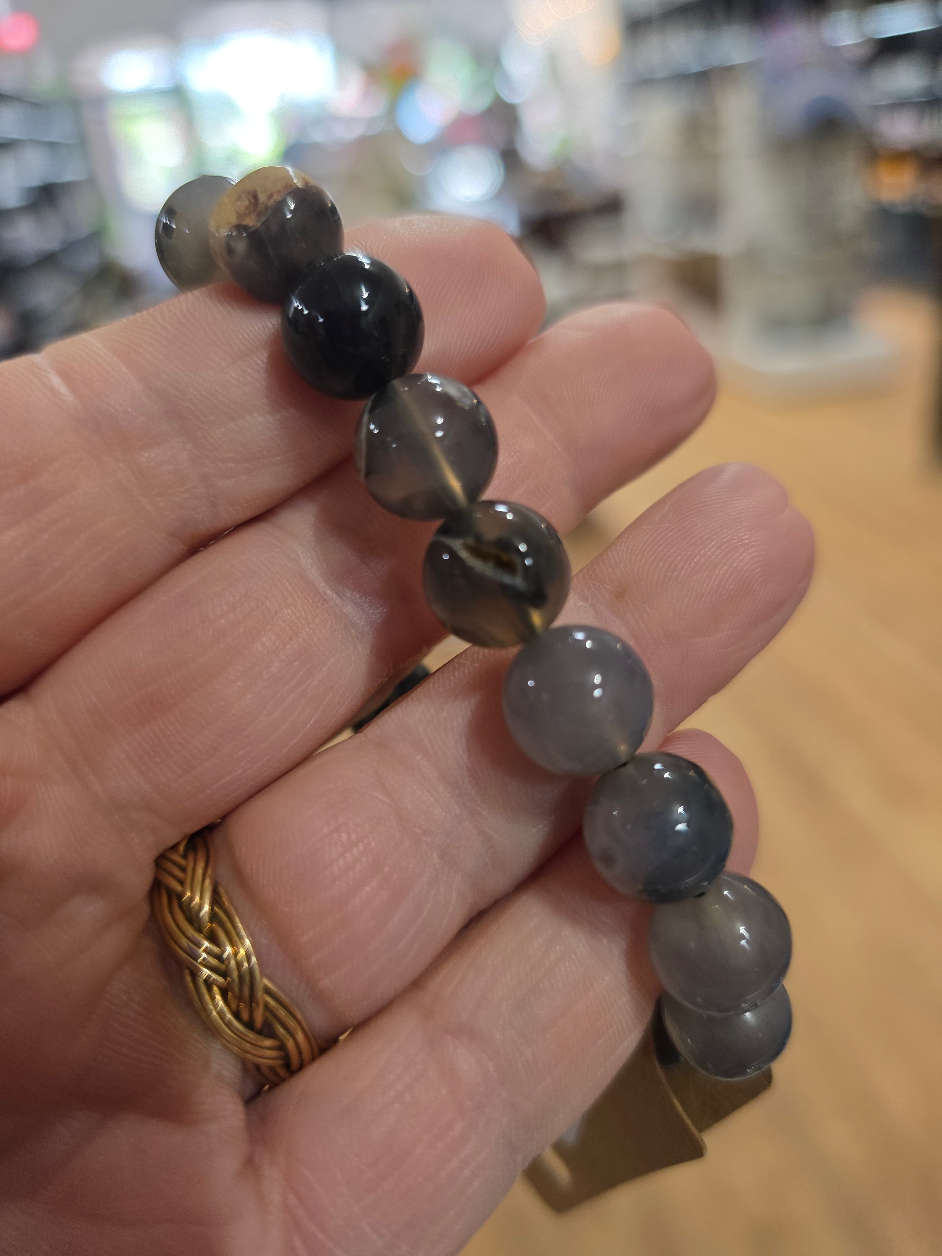 Volcano Agate Bracelet (10mm) – UV Reactive Stretchy Crystal Bracelet