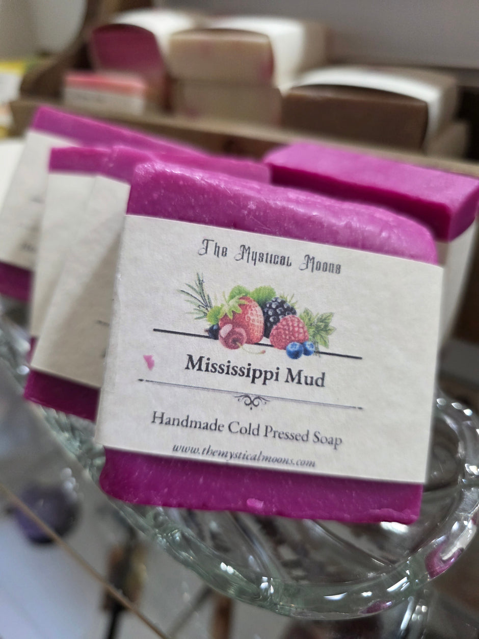 Handmade Cold Pressed Soap – Nourishing, Pure and Artisan Crafted 🌿