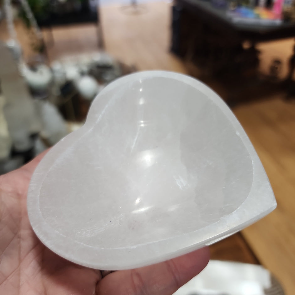Selenite Charging Bowls - Heart - Carvings