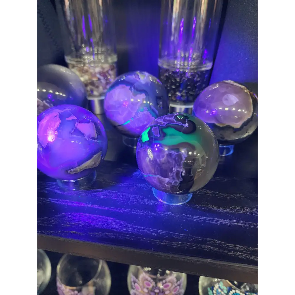 🌋🤍 Volcano Agate Spheres (2.5’’) – Ignite Transformation and Grounding Energy! 🤍🌋 - Spheres